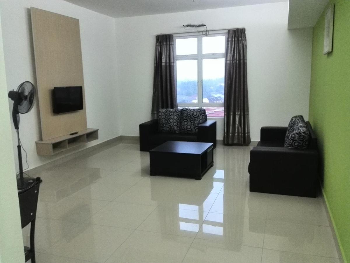 Homestay Sa De' Viana Apartment Kota Bharu Esterno foto